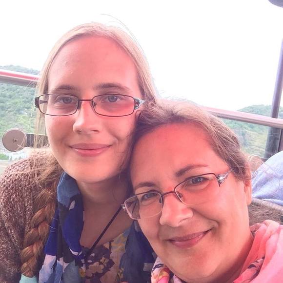 Meet your Posher, Geneva - Picture 1 of 1